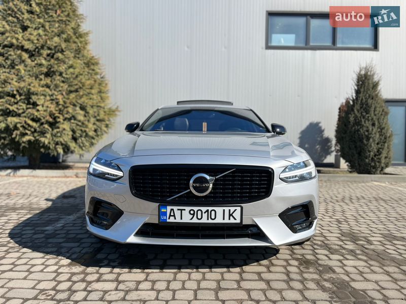 Седан Volvo S90 2020 в Ивано-Франковске