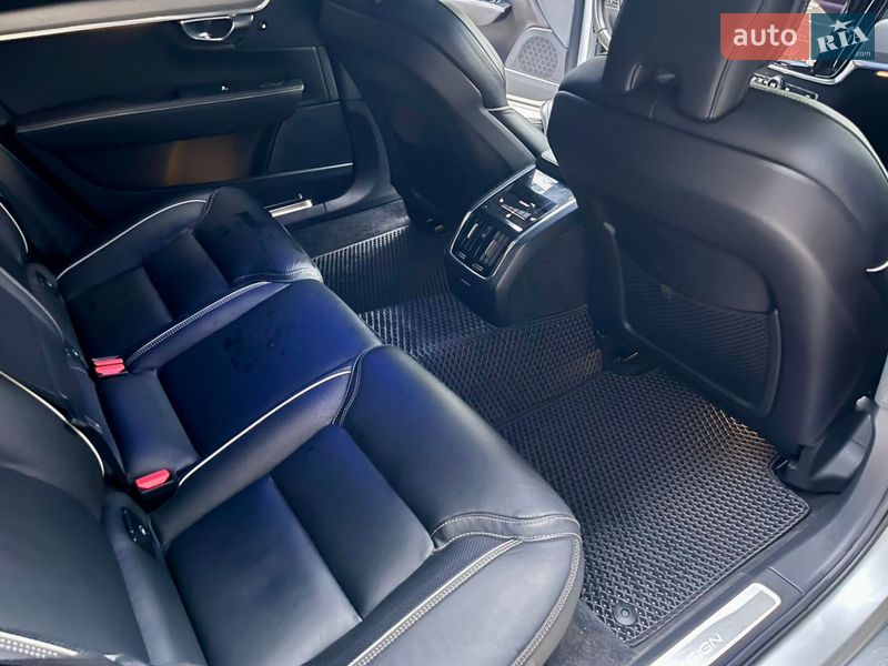 Седан Volvo S90 2020 в Ивано-Франковске