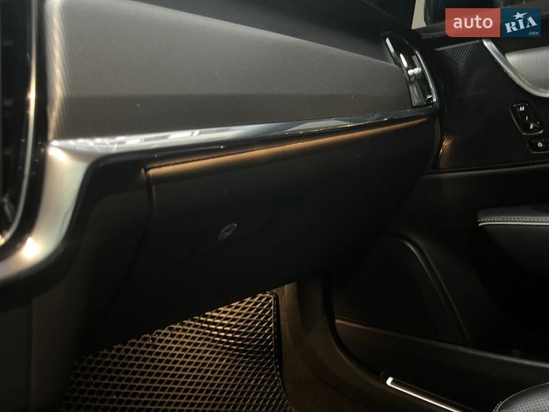 Седан Volvo S90 2020 в Ивано-Франковске