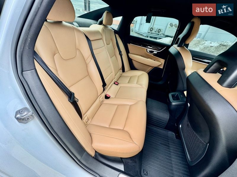Седан Volvo S90 2017 в Киеве
