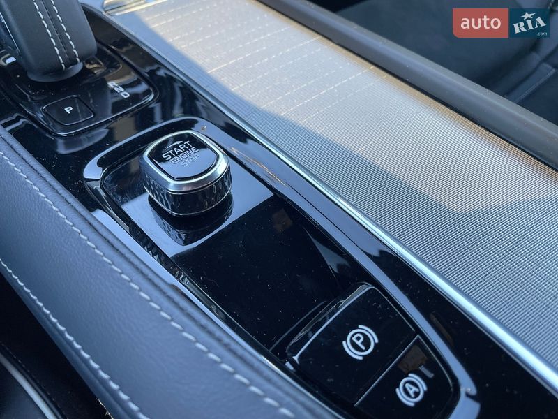 Седан Volvo S90 2021 в Киеве