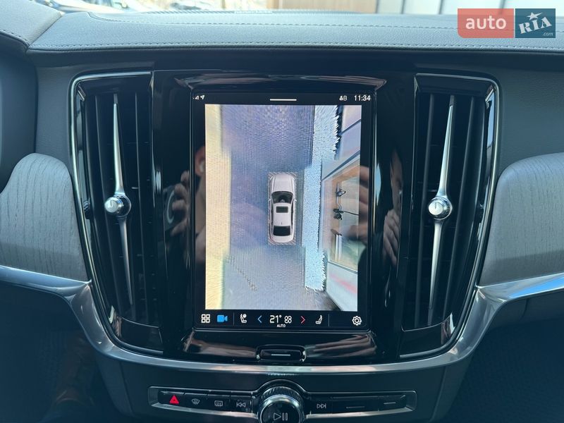 Седан Volvo S90 2022 в Одессе