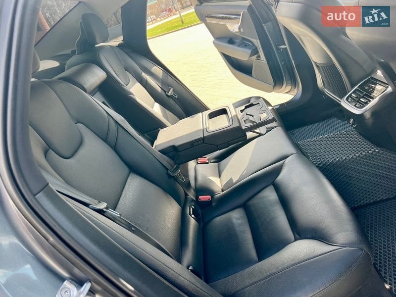 Седан Volvo S90 2016 в Житомире