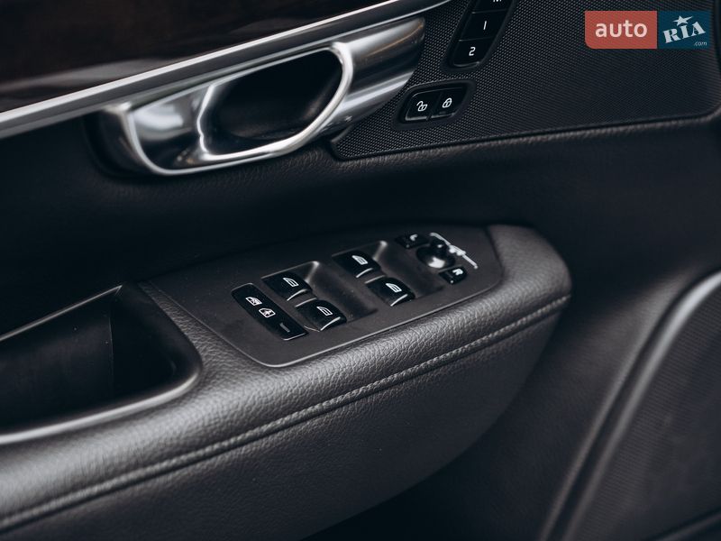 Седан Volvo S90 2016 в Києві