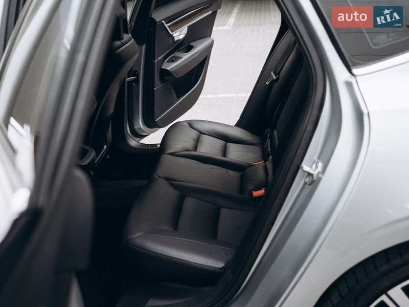 Седан Volvo S90 2016 в Києві