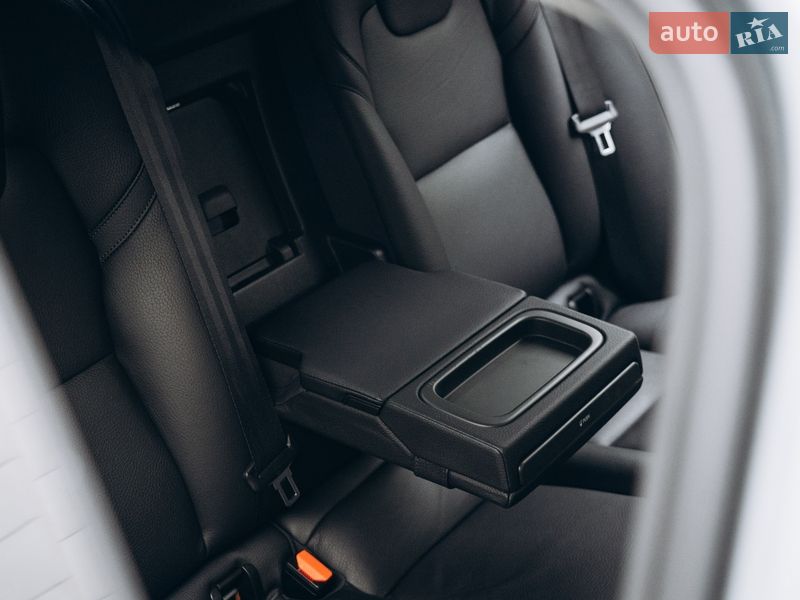 Седан Volvo S90 2016 в Києві