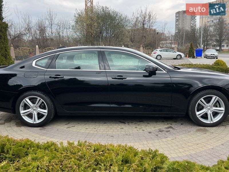 Седан Volvo S90 2017 в Львове