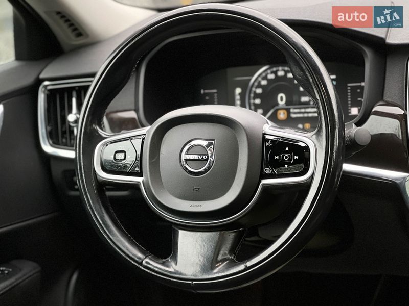 Седан Volvo S90 2017 в Львове фото 24 Седан Volvo S90 2017 в Львове