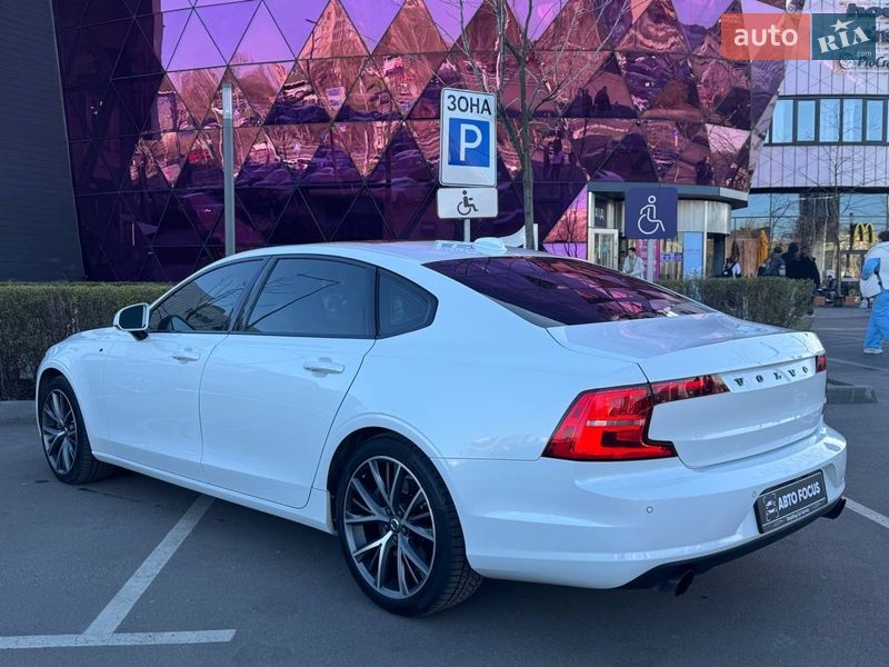 Седан Volvo S90 2017 в Києві