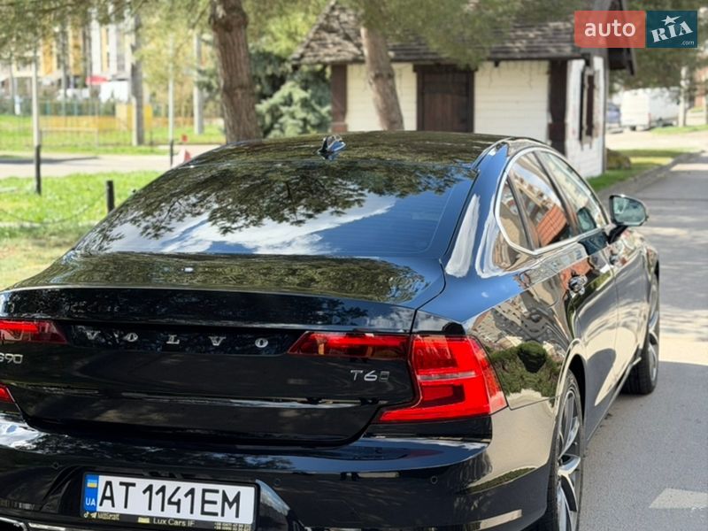 Седан Volvo S90 2016 в Івано-Франківську