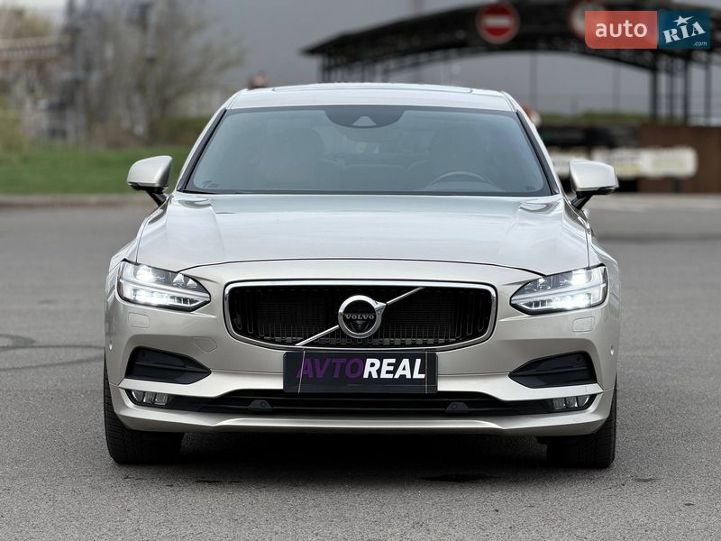 Седан Volvo S90 2017 в Кривом Роге
