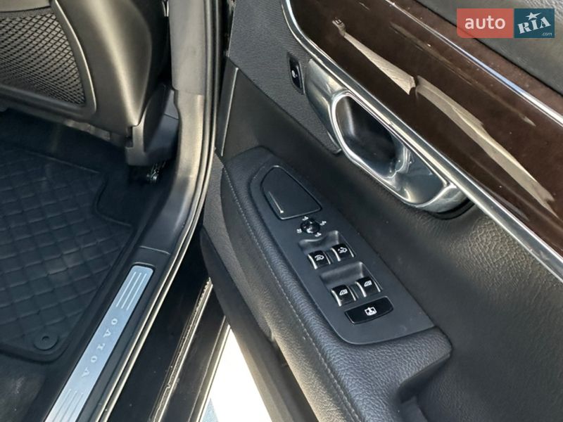 Седан Volvo S90 2018 в Києві фото 21 Седан Volvo S90 2018 в Києві