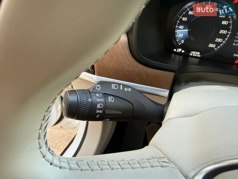 Седан Volvo S90 2016 в Дніпрі