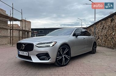 Седан Volvo S90 2020 в Ивано-Франковске