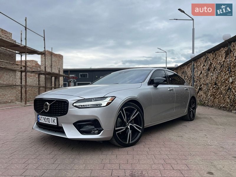 Седан Volvo S90 2020 в Ивано-Франковске