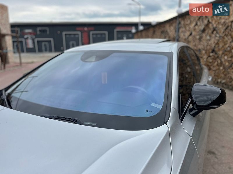 Седан Volvo S90 2020 в Ивано-Франковске