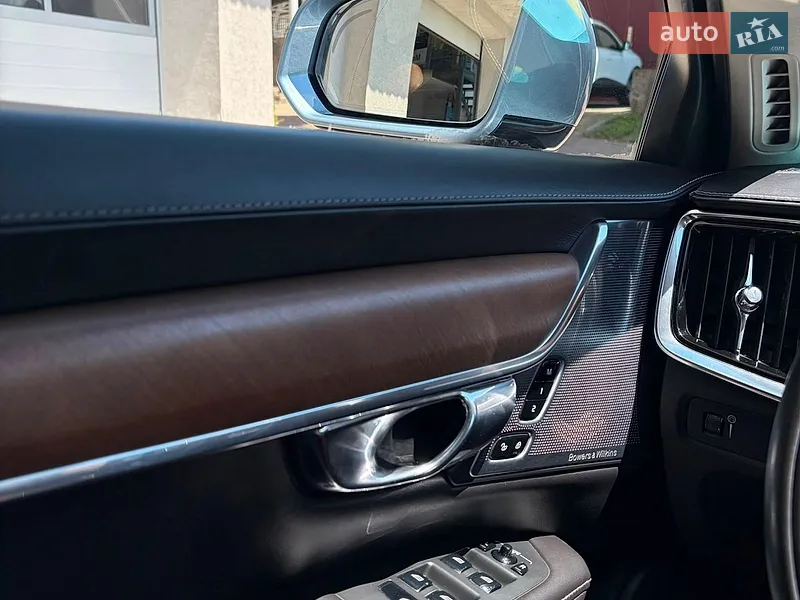 Volvo S90 2016 VIN YV1PS68BCH1005300 фото оголошення 15 з 62