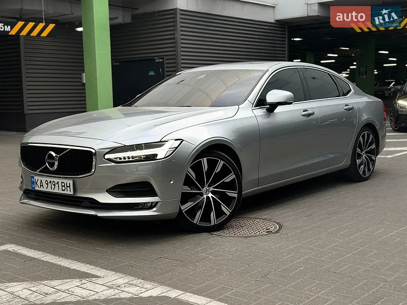Volvo S90