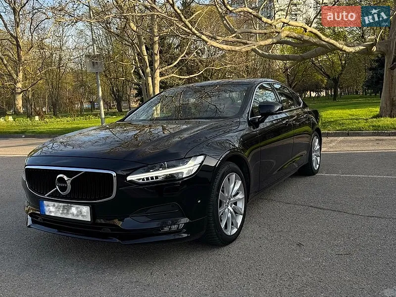 Volvo S90
