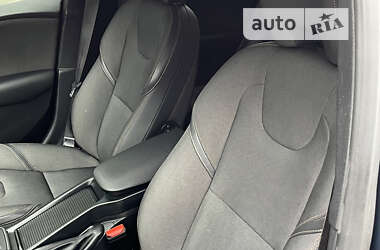 Хэтчбек Volvo V40 Cross Country 2013 в Киеве