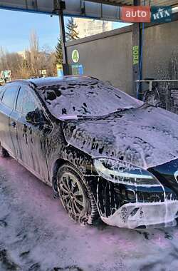 Хэтчбек Volvo V40 Cross Country 2018 в 