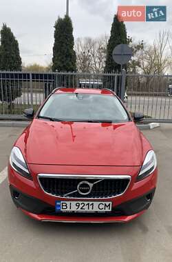 Хетчбек Volvo V40 Cross Country 2017 в Полтаві
