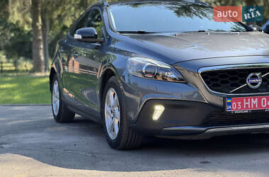 Хэтчбек Volvo V40 Cross Country 2014 в 