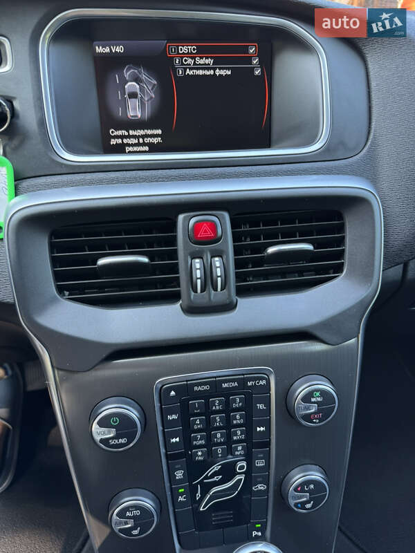 Хетчбек Volvo V40 Cross Country 2014 в Луцьку фото 39 Хетчбек Volvo V40 Cross Country 2014 в Луцьку