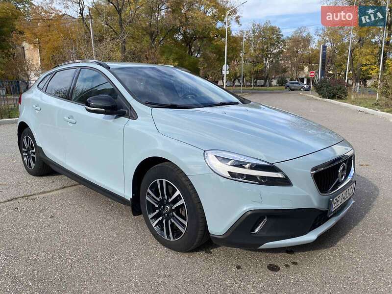 Хэтчбек Volvo V40 Cross Country 2017 в Николаеве фото 11 Хэтчбек Volvo V40 Cross Country 2017 в Николаеве