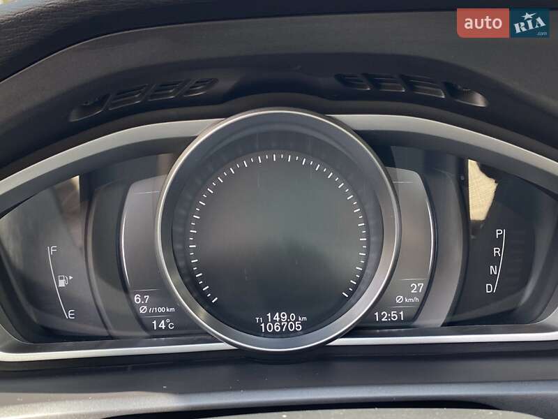 Хэтчбек Volvo V40 Cross Country 2017 в Николаеве фото 40 Хэтчбек Volvo V40 Cross Country 2017 в Николаеве