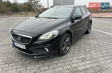 Хэтчбек Volvo V40 Cross Country 2015 в Киеве