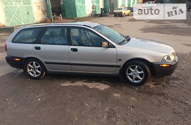 Универсал Volvo V40 1998 в Виннице