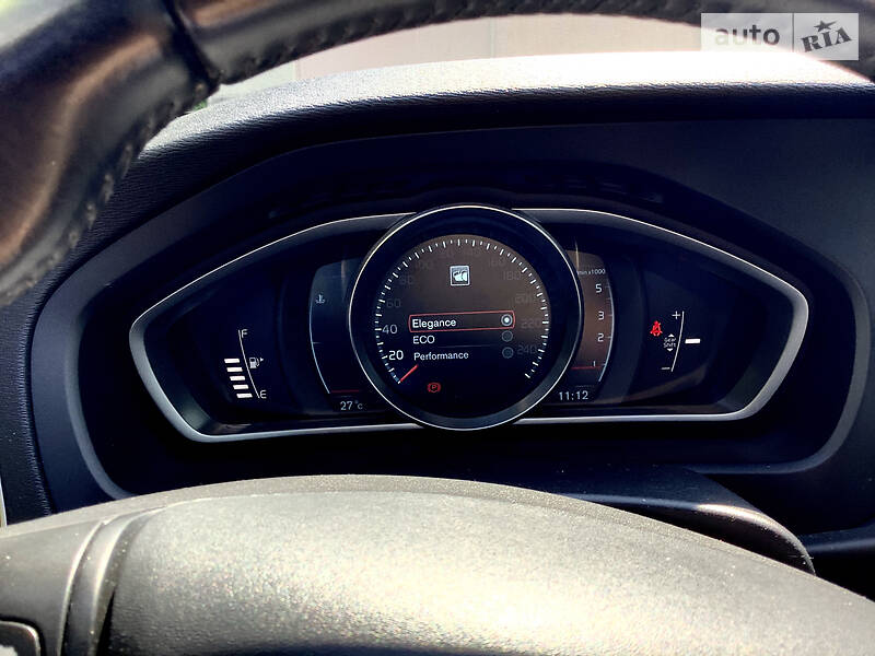 Хэтчбек Volvo V40 2013 в Владимире