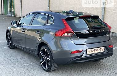 Хэтчбек Volvo V40 2013 в Стрые