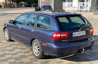 Универсал Volvo V40 2003 в Владимир-Волынском
