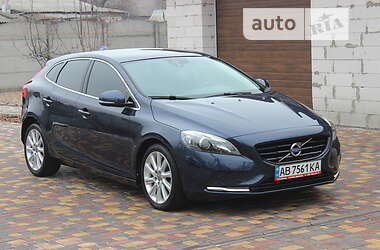 Хетчбек Volvo V40 2015 в Дніпрі
