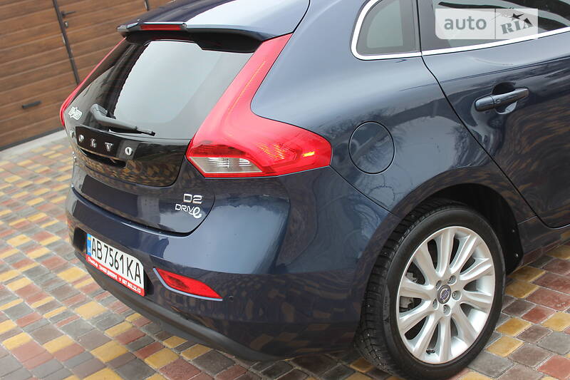 Хетчбек Volvo V40 2015 в Дніпрі фото 23 Хетчбек Volvo V40 2015 в Дніпрі