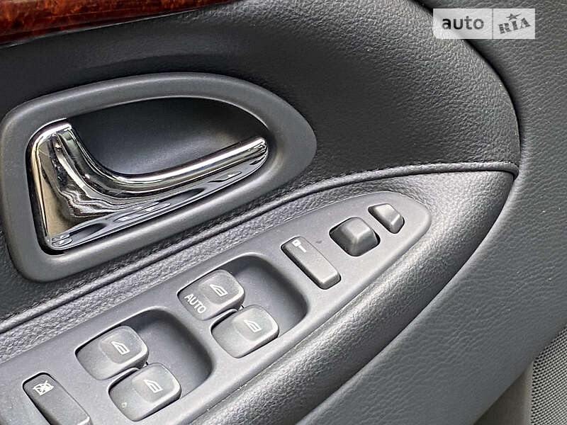 Универсал Volvo V40 2004 в Калуше