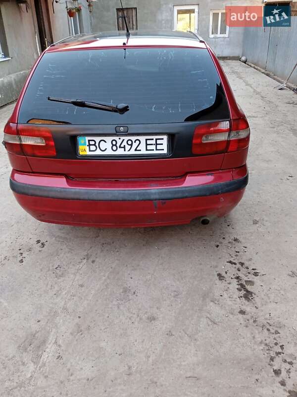 Универсал Volvo V40 1996 в Львове