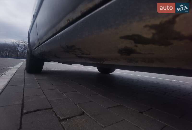 Универсал Volvo V40 1998 в Одессе