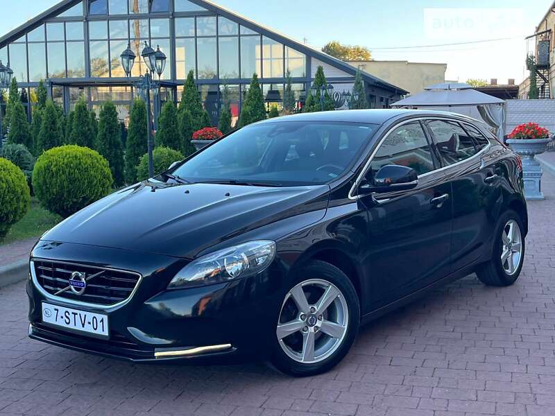 Хетчбек Volvo V40 2013 в Стрию