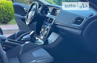 Хетчбек Volvo V40 2013 в Стрию