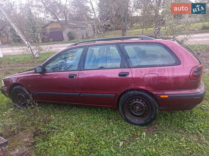 Универсал Volvo V40 1997 в Дунаевцах