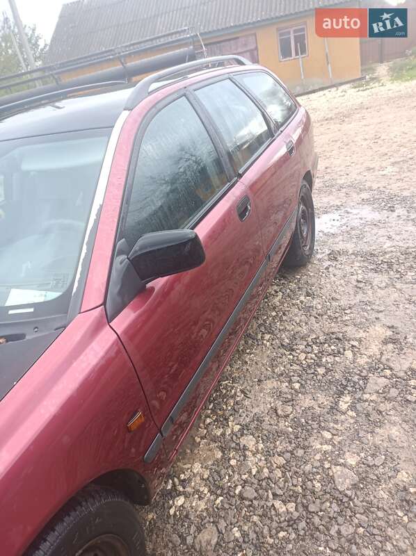 Универсал Volvo V40 1997 в Дунаевцах