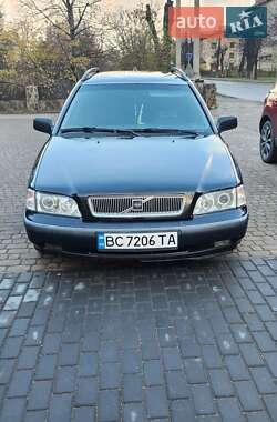 Универсал Volvo V40 1999 в Долине