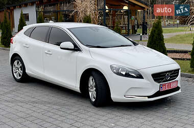 volvo v40 2014 в Луцьк від професійного продавця Владислав