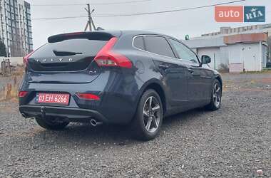 Хетчбек Volvo V40 2014 в Луцьку