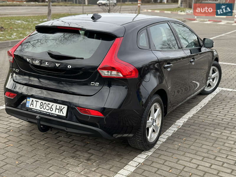 Хэтчбек Volvo V40 2013 в Коломые