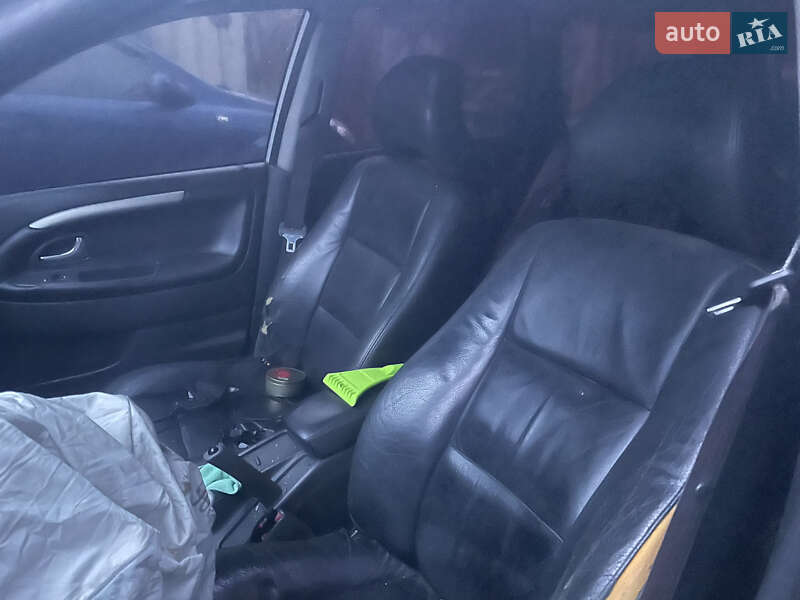 Универсал Volvo V40 2002 в Луцке