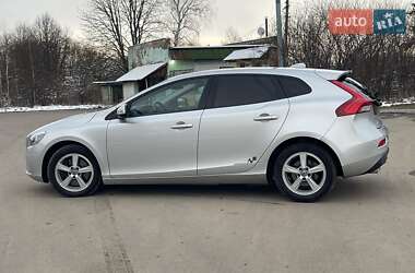 Хетчбек Volvo V40 2012 в Трускавці